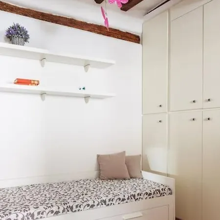 Retro In Centro Storico Apartamento